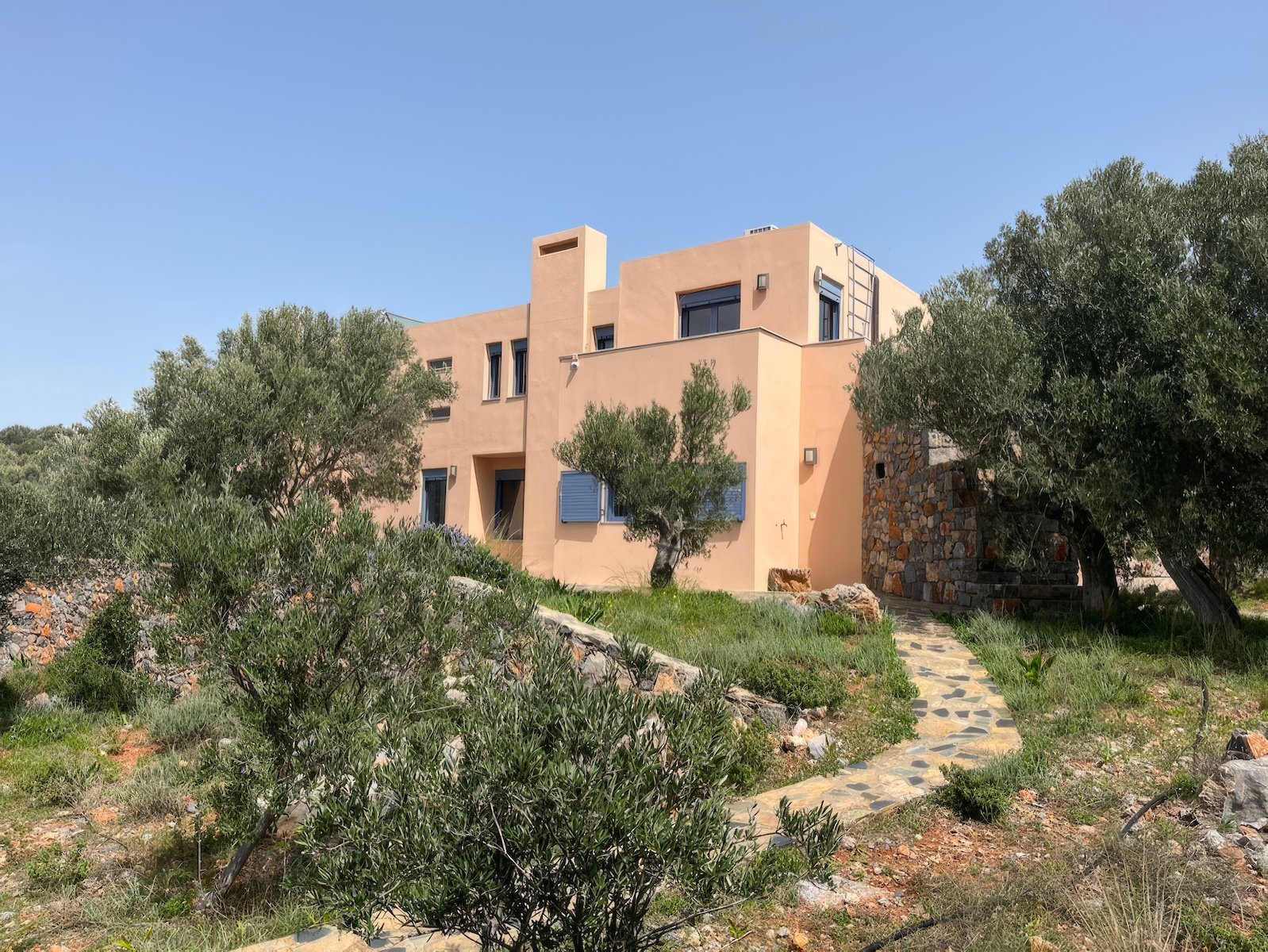 Villa in Exo Lakkonia - view 1